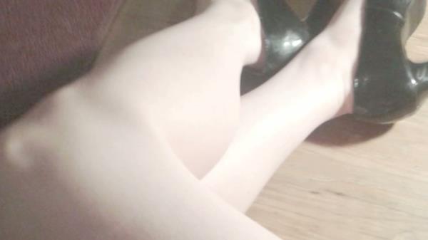 CurvyElvishGirl - AUDIO beat your cock with heels sensual [HD 720P]  