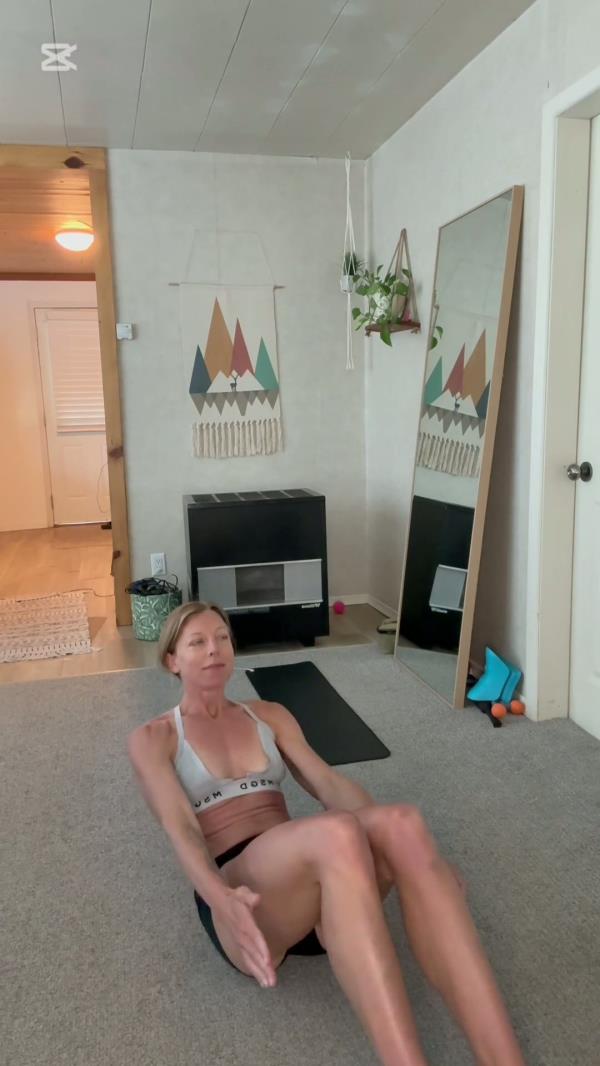 JodisLips - Body swap with Jodis fit body [FullHD 1080P]  