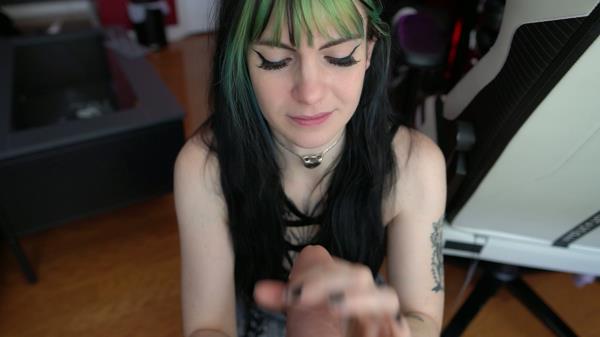 Prettyinpunk92 - The Babysitter Is Disgusted By You [4K 2160P]  