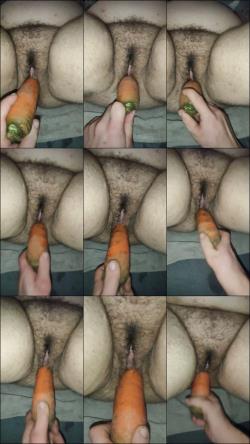 Jonas1996 - Ich stecke meine Freundin eine Karotte in ihre nasse geile Fotze [FullHD 1080P]  - MyDirtyHobby