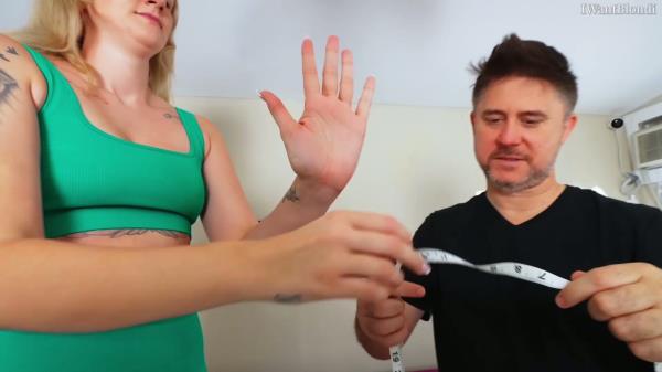 IWantBlondi - Size Comparison With Jason Ninja [FullHD 1080P]  