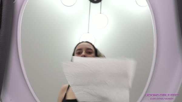 Licking Girls Feet - Toilet Humiliation - We see your face loser! Are you comfortable (4K) [4K 2160P]  