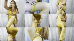 Goddess Roxy - Stocking Worship [FullHD 1080P]  