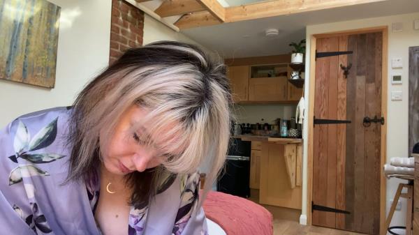 Delilah Jynx - Ignoring you while you beg for attention [FullHD 1080P]  