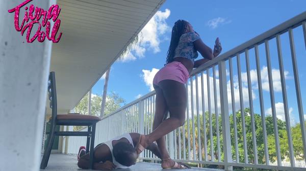 Tierra Doll - Queen Veiny Feet - Clean My Sandals For Me [FullHD 1080P]  