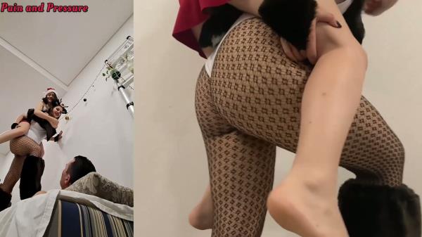 Pain And Pressure - 41 Anya And Beatriz A Crusher Christmas [FullHD 1080P]  