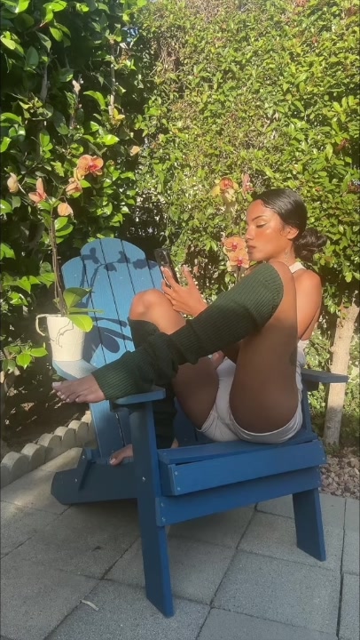 Black Goddess Rani Punnani - Desi Bombshell Ignores You [SD 406P]  