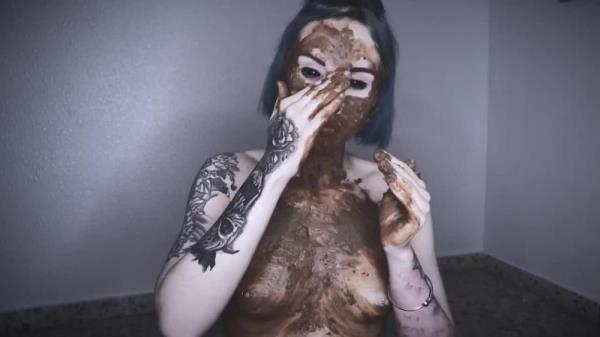 Dirtybetty � Really Dirty Girl With Shit [HD 720P]  