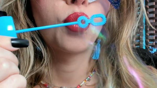 Petite Mercy - Poppy Red Lipstick Blowing Bubbles [FullHD 1080P]  