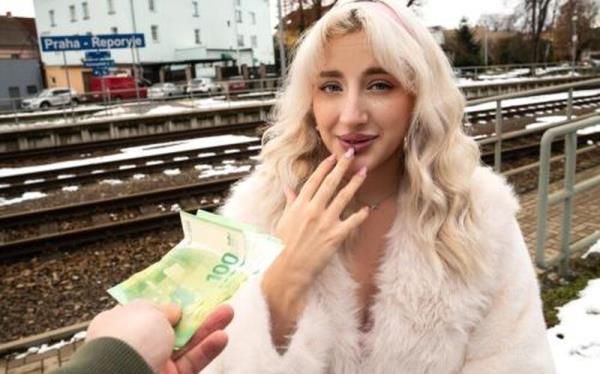 Sunflower Doll - Pretty British Blonde Facial [FullHD 1080P]  - PublicAgent