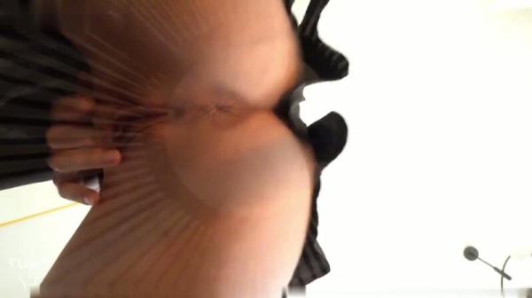 LinaLynn - Golden Shower - Trink meinen Pussy-Cocktail [FullHD 1080P]  - MyDirtyHobby