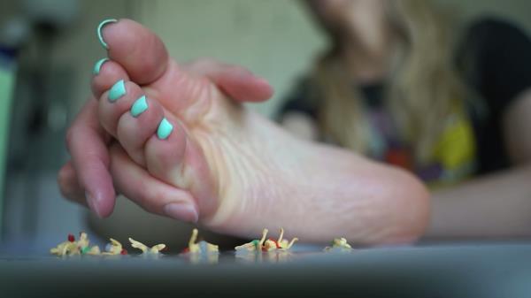Imilia Audley - Giantess Compilation Feet God [FullHD 1080P]  