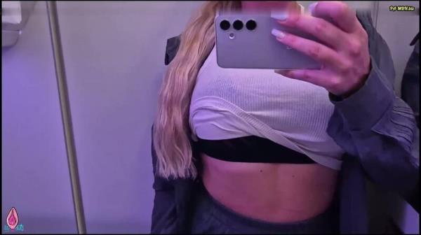 Litclit - Betrugendes Madchen gibt riskanten Blowjob im Flugzeug auf einer Geschaf... [FullHD 1080P]  - MyDirtyHobby