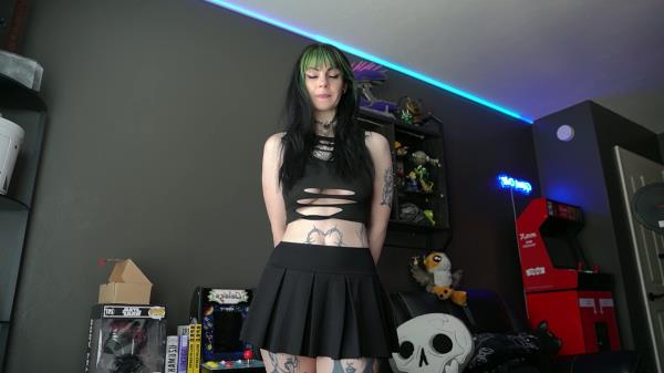 Prettyinpunk92 - I Don't Need To Be Nude To Make You Cum [4K 2160P]  