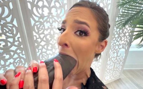 Amirah Adara - Dredd Full Anal Romp [FullHD 1080P]  - OF