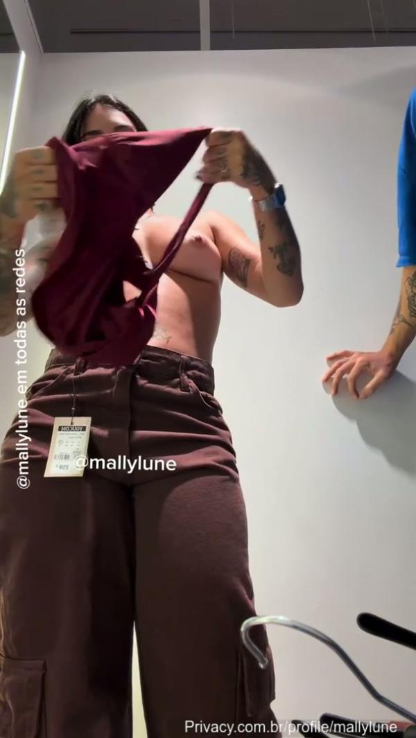 Mallylune Gets Banged In A Fitting Room [SD 608P]  