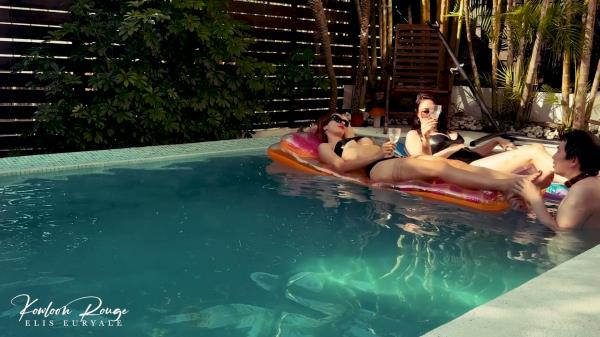 Elis Euryale - Mistress Euryale and Adara Smith - Sweat Soles And Service [FullHD 1080P]  