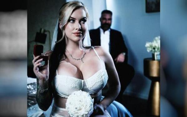 Cubbi Thompson - The Secret To A Happy Marriage [FullHD 1080P]  - PureTaboo