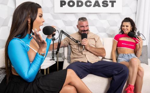 Luna Star, Kylie Rocket - The Brazzers Podcast: E19 [FullHD 1080P]  - BrazzersExxtra
