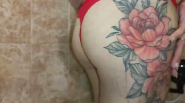 DirtyLubov - Schneemadchen Am Pissen [FullHD 1080P]  - MyDirtyHobby