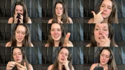 Leena Mae - Picking My Nose Into a Black Hanky [FullHD 1080P]  