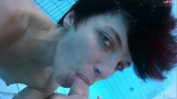 HornyRoxy - PoolBitch - Mit dem Freund meiner besten Freundin [HD 720P]  - MyDirtyHobby