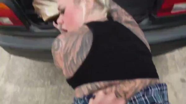 SteffiBlond - Hassliche PLATTENBAUSCHLAMPE vom rinscheweg fick mich ich zerstor de... [HD 720P]  - MyDirtyHobby