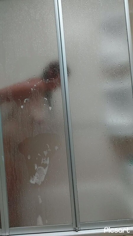 Softbrattypuppy - Schau zu, wie ich unter der dusche komme, ohne dass ich es mitbe... [FullHD 1080P]  - MyDirtyHobby