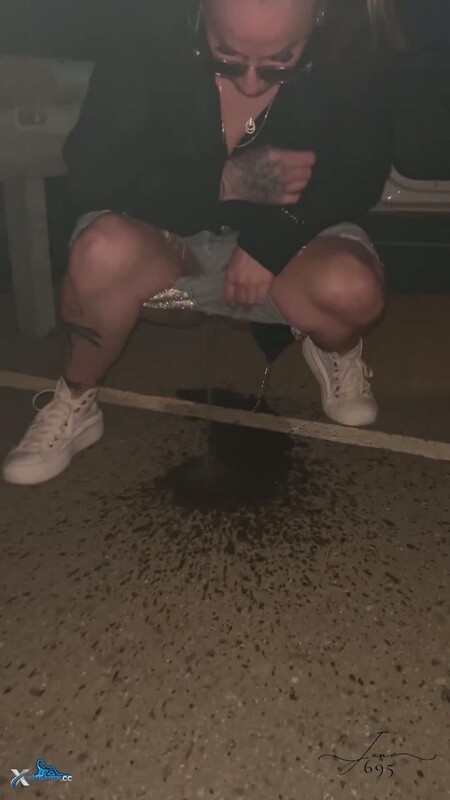 June695 - Natursekt auf Offentlicher Stra?e [FullHD 1080P]  - MyDirtyHobby