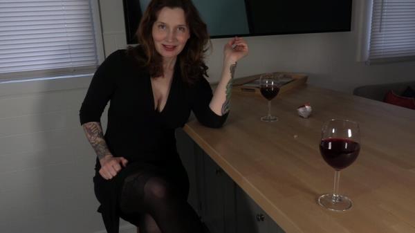 Bettie Bondage - Fucking Your Boss' Whore Wife 4K [4K 2160P]  