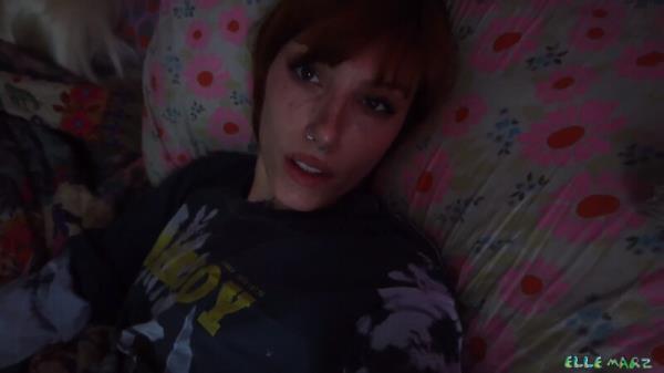 Elle Marz - Badstep-Mommy [FullHD 1080P]  