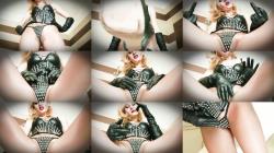 Goddess Celine - Posing in Pantyhose [HD 720P]  