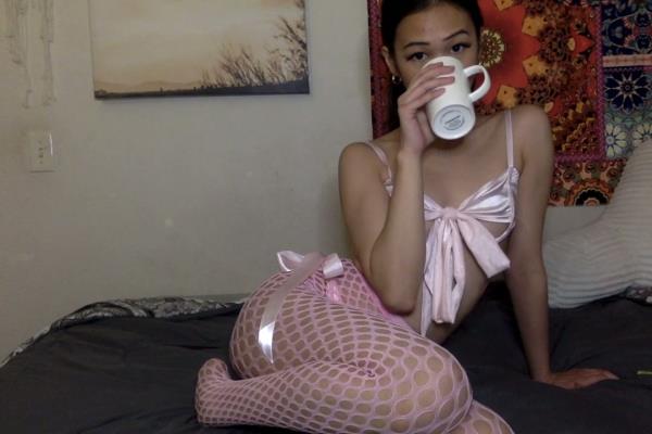 DaddyAstrid - Smoke fetish [HD 720P]  