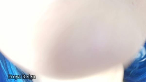 Freya Reign - Hungry Giantess Isn't Appeased By Your Small Tribute [FullHD 1080P]  