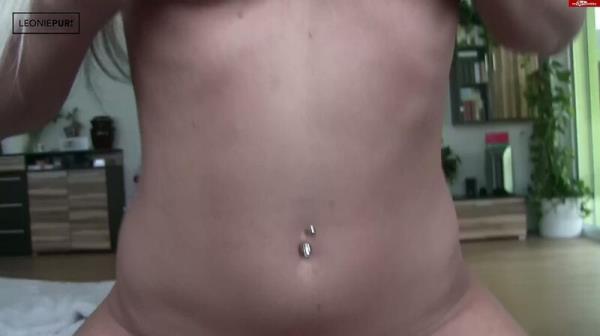 Leonie-pur - Schwanger Du machst mir gerade ein Kind [FullHD 1080P]  - MyDirtyHobby