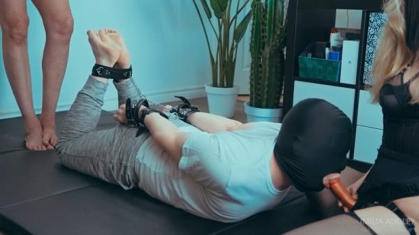 Imilia Audley: Toetallydevine - Bullying Ty [4K 2160P]  