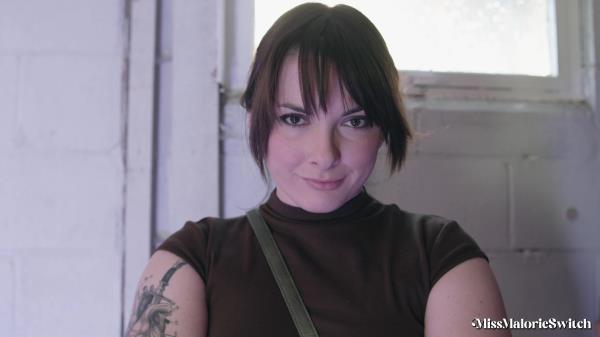 Miss Malorie Switch - Married MILF's Parking Lot Quickie [FullHD 1080P]  