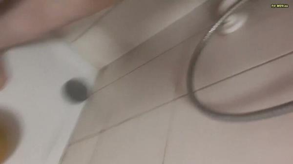 tammara28 - Luftballon Gepisst Und Dann Kaputt Gemacht [FullHD 1080P]  - MyDirtyHobby