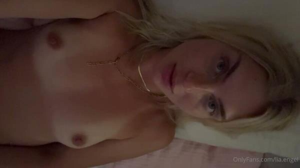 LiaEngel - Ich kann die finger nicht von mir lassen - Schmeck ich gut [HD 720P]  - MyDirtyHobby