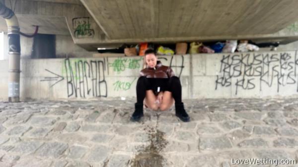 LW - Naomi [4K 2160P]  