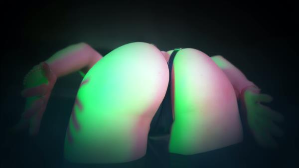 Kristie Bish - Gooner Isle Perfect Loop [4K 2160P]  