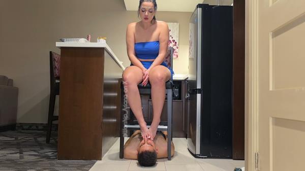 WorshipAriana - Pinned Under My Chair - Face Trampling Foot Gagging Humiliation [FullHD 1080P]  