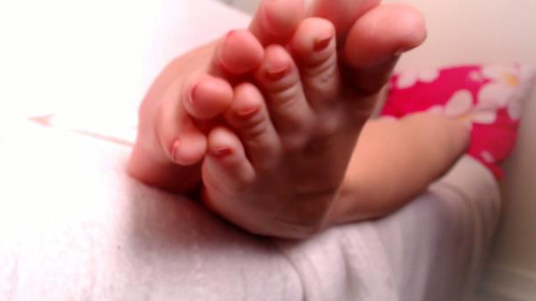 SpoiledBratMercy - Foot Slave Turned House Bitch [FullHD 1080P]  