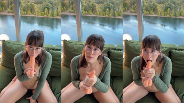 julesari (RevolutionaryElk1210) - Dildo [FullHD 1080P]  - OnlyFans