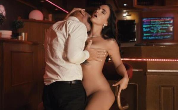 Claudia Bavel - The Barfly [FullHD 1080P]  - BrazzersExxtra