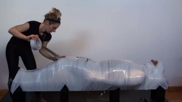 Christina Qccp - Really Wrapped [SD 480P]  