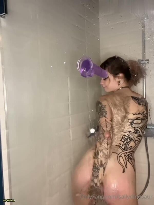 SallyDinosaur - Shower Bonus - Beim Duschen den Dildo geblasen [4K 1446P]  - MyDirtyHobby