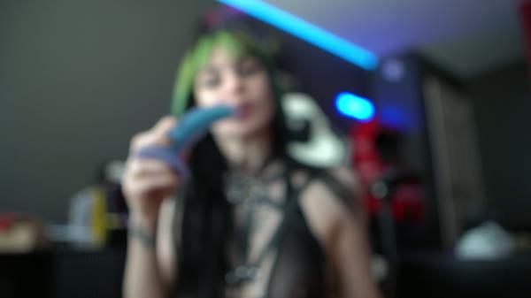 Prettyinpunk92 - Your Little Dick Doesn't Even Deserve My Drool [4K 2160P]