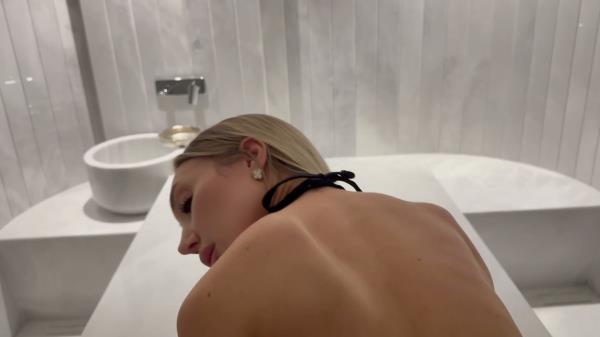 Conny Hawk Gets Drilled In The Bathroom [FullHD 1080P]  