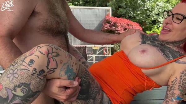 Cat-Coxx - Bruder Meines Mannes Gefickt Beim Grillfest [FullHD 1080P]  - MyDirtyHobby